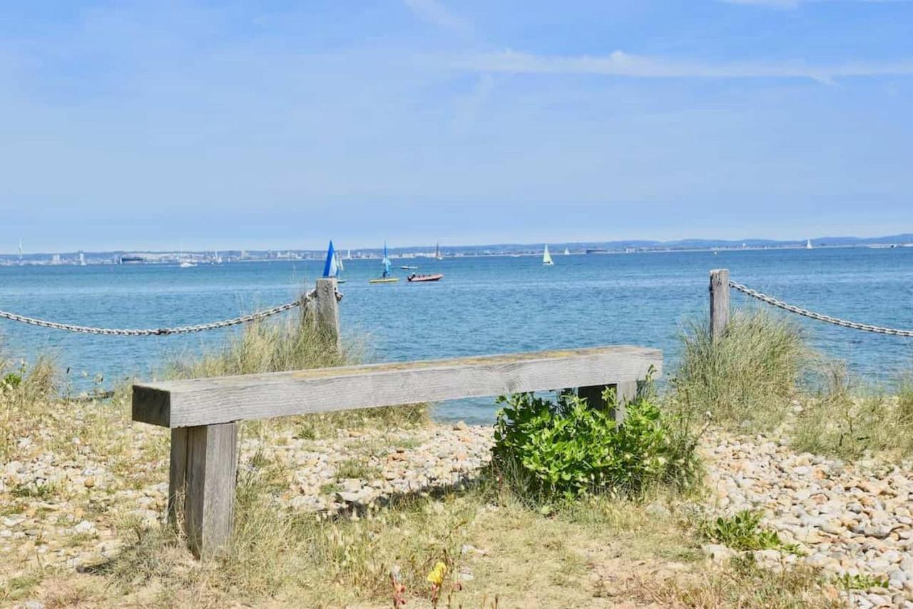 12A Solent Landing Direct Beach Access Bembridge Esterno foto